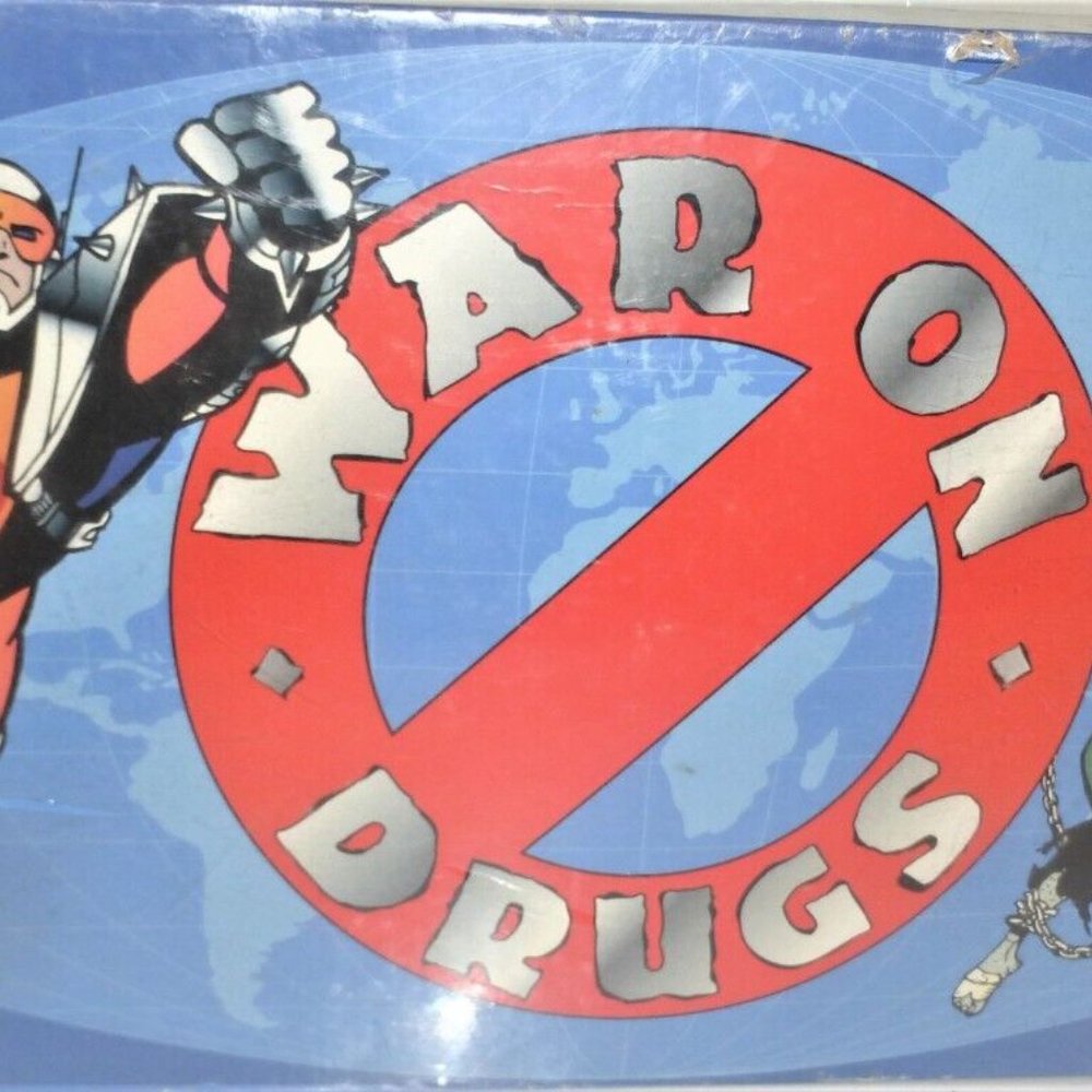 Rare 1980's WAR ON DRUGS Board Game Drug-free EDUCATIONAL Game Parenting
